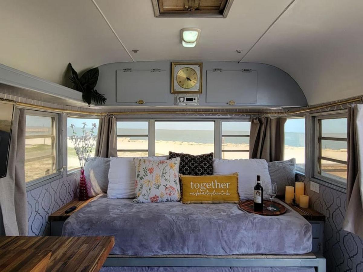 Maggie At The Beach - 1973 Vintage Rv بورت لافاكا المظهر الخارجي الصورة